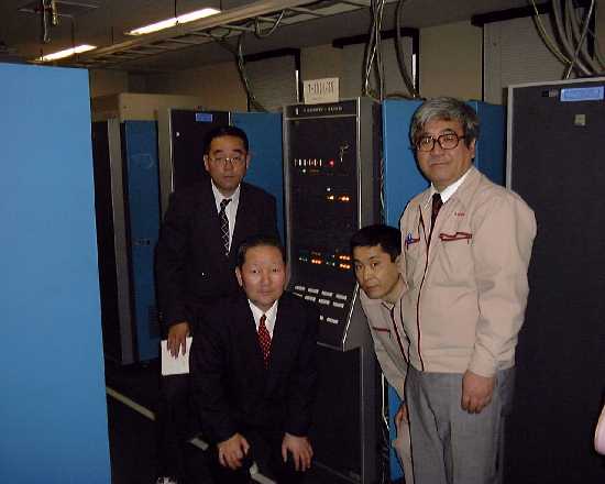 abe.jpg (22608 �o�C�g)